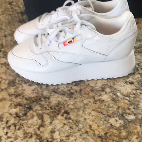 STYLISH, UNIQUE REEBOKS 🔥 - Picture 6 of 6